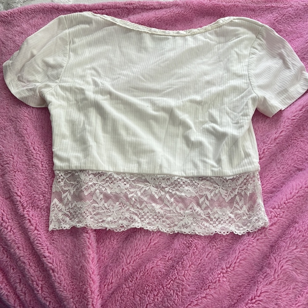 Tiger Mist Viola Top, Baby Blue (XS) & White (S) Lace Crop - Picture 4 of 8